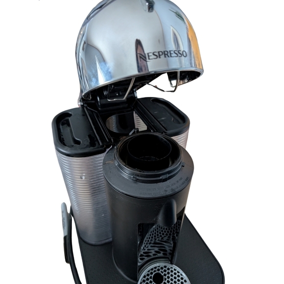 Nespresso Vertuo Coffee Maker Espresso Machine in Chrome - Picture 3 of 10